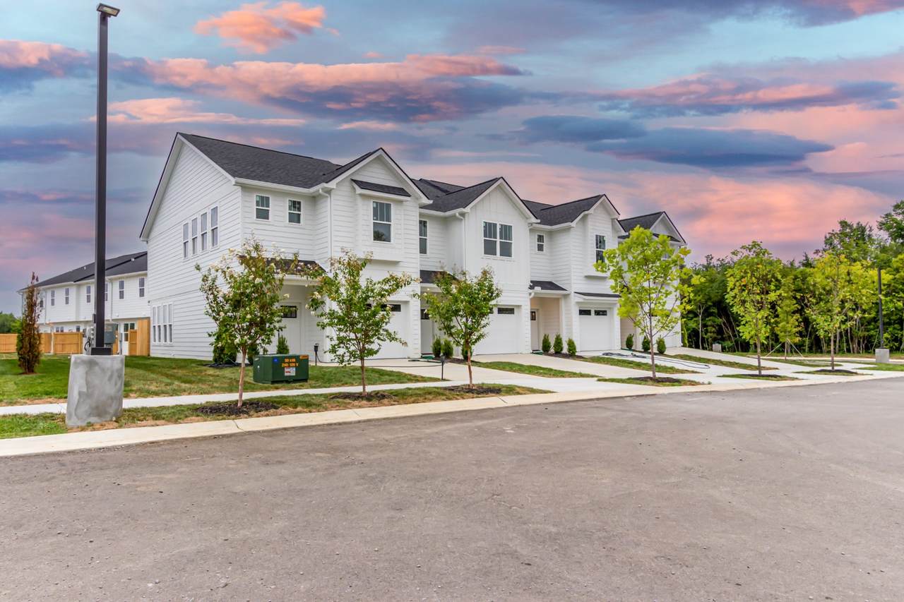 115 High Park Cir - Photo 1