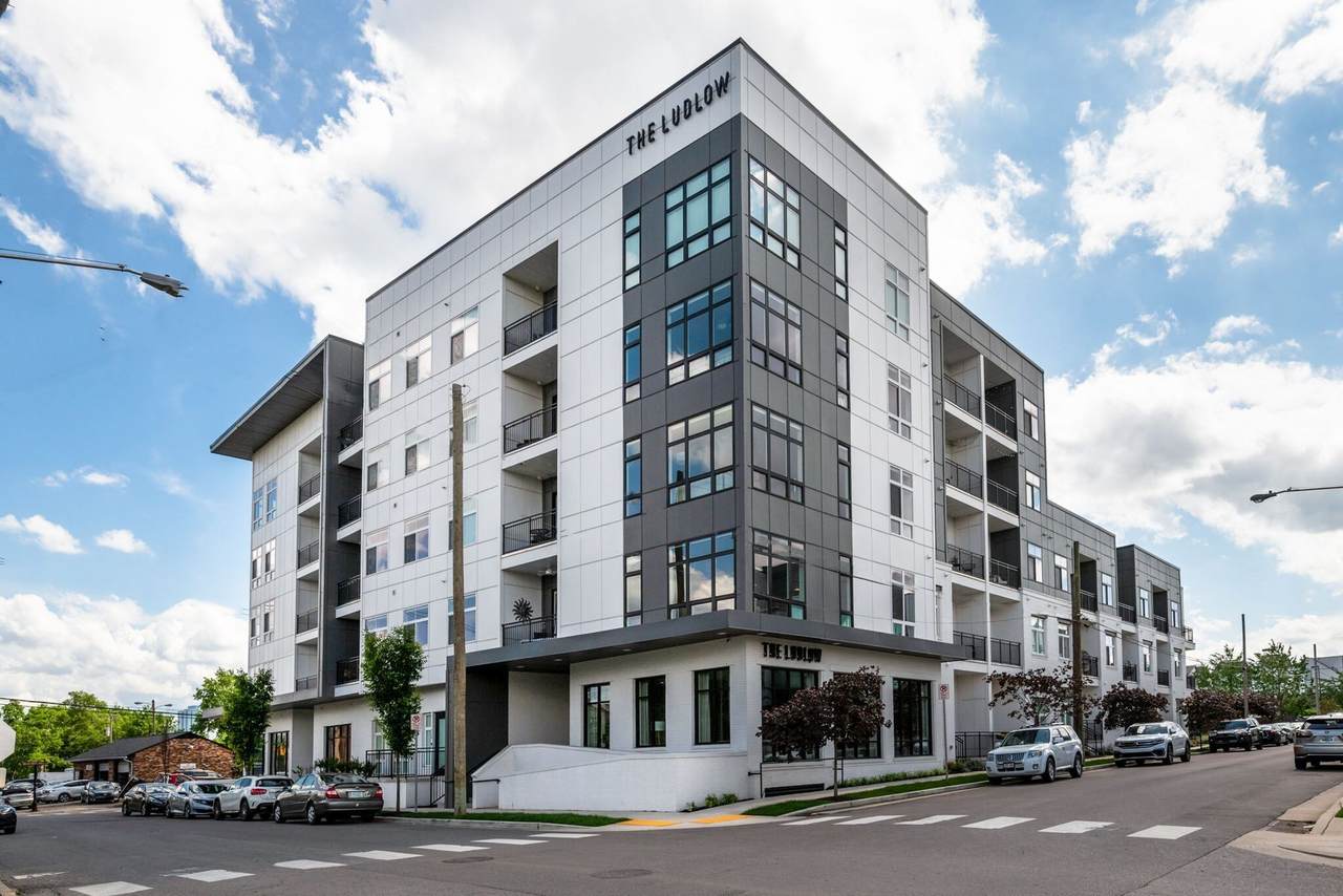 1125 10th Ave - Photo 1