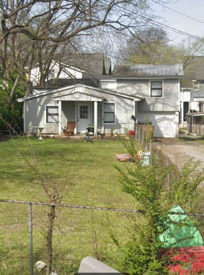 2008 Riverside Dr - Photo 1