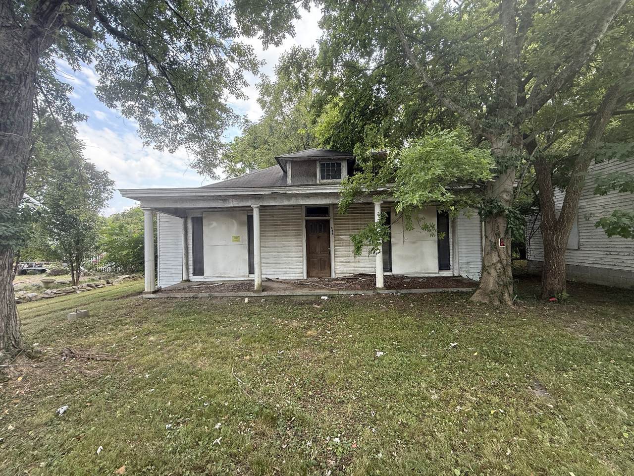 https://bt-photos.global.ssl.fastly.net/nashville/1280_boomver_1_RTC2980858-1.jpg