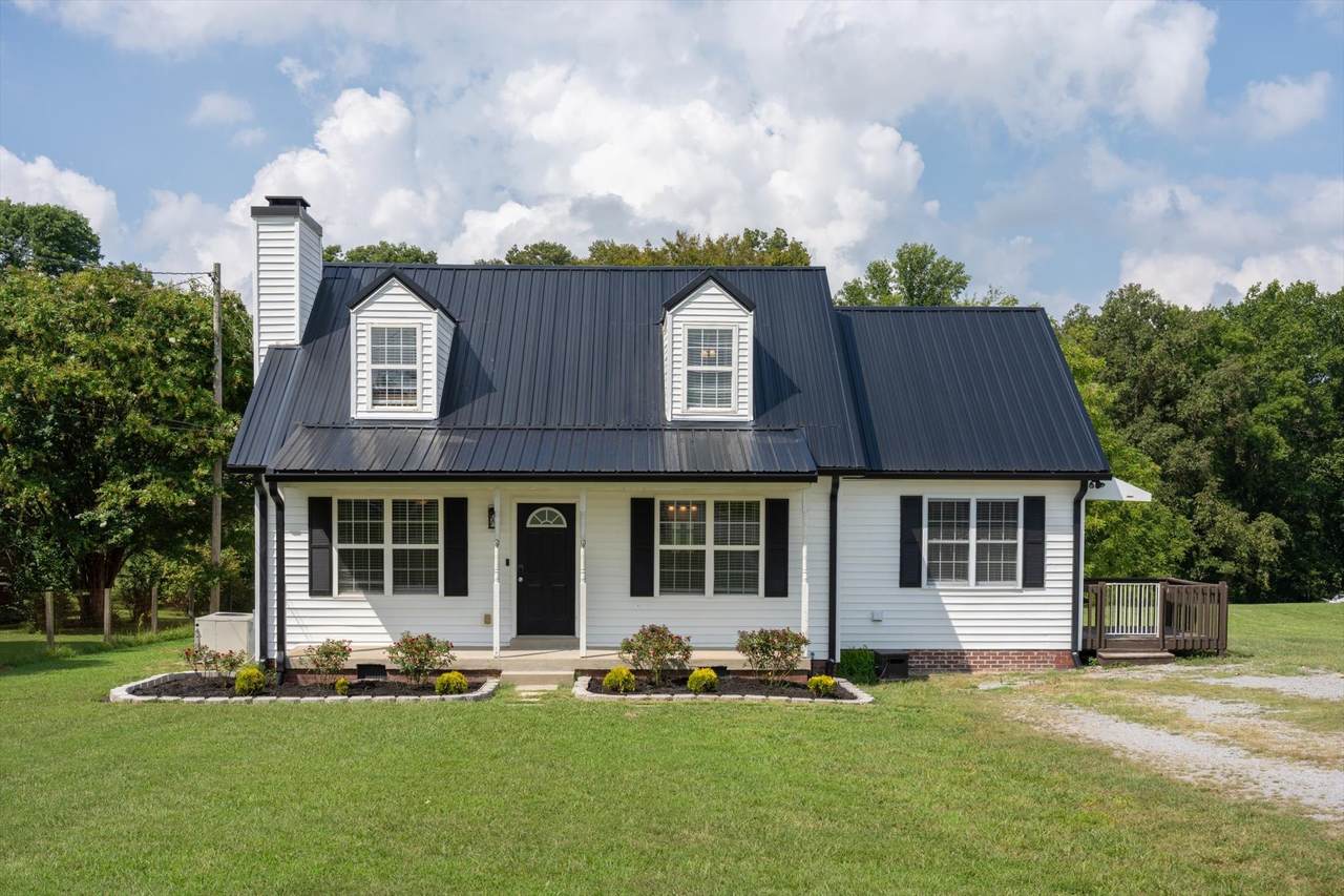 3014 Meadow Ct - Photo 1
