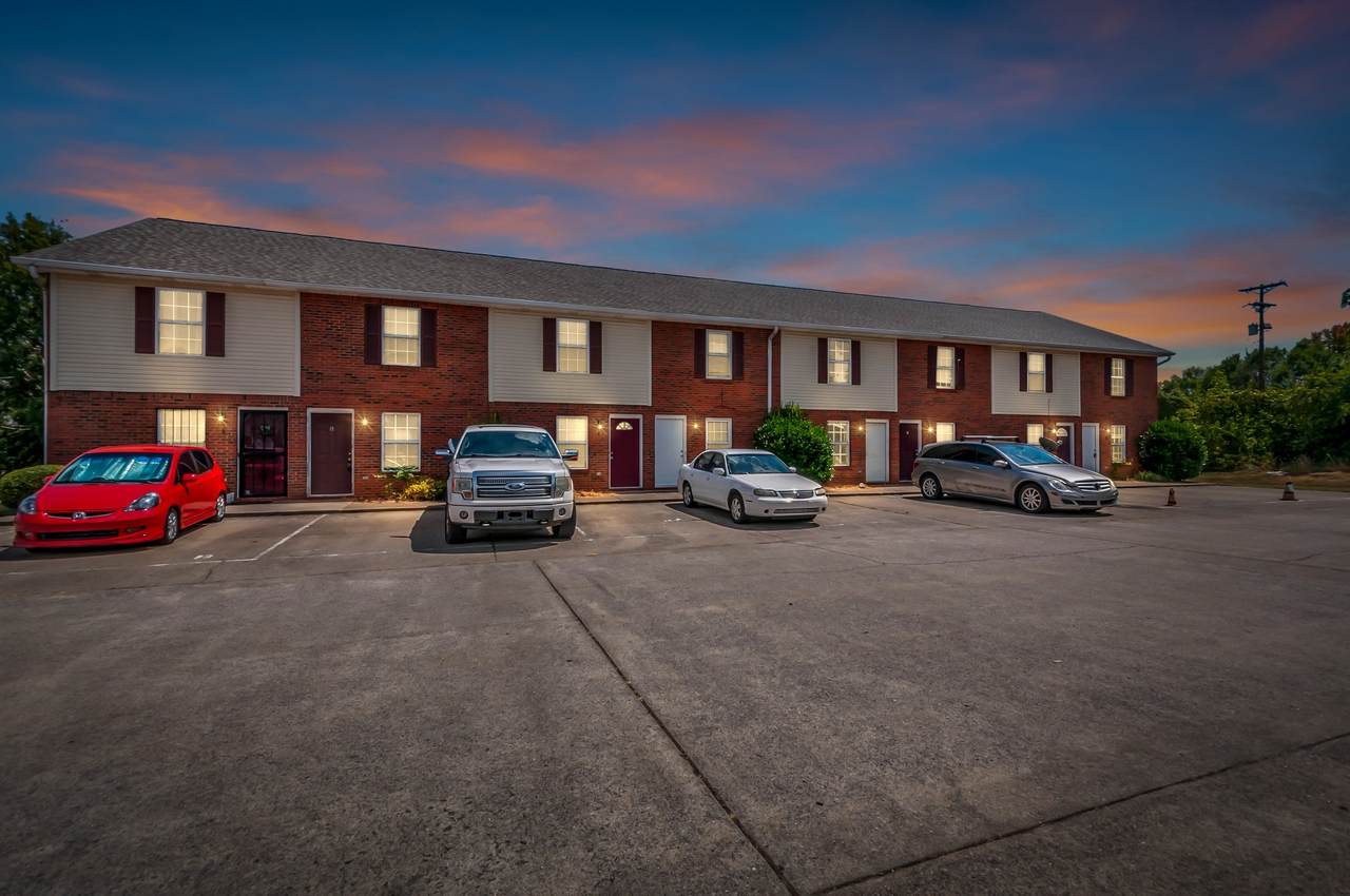 284 Raleigh Dr - Photo 1