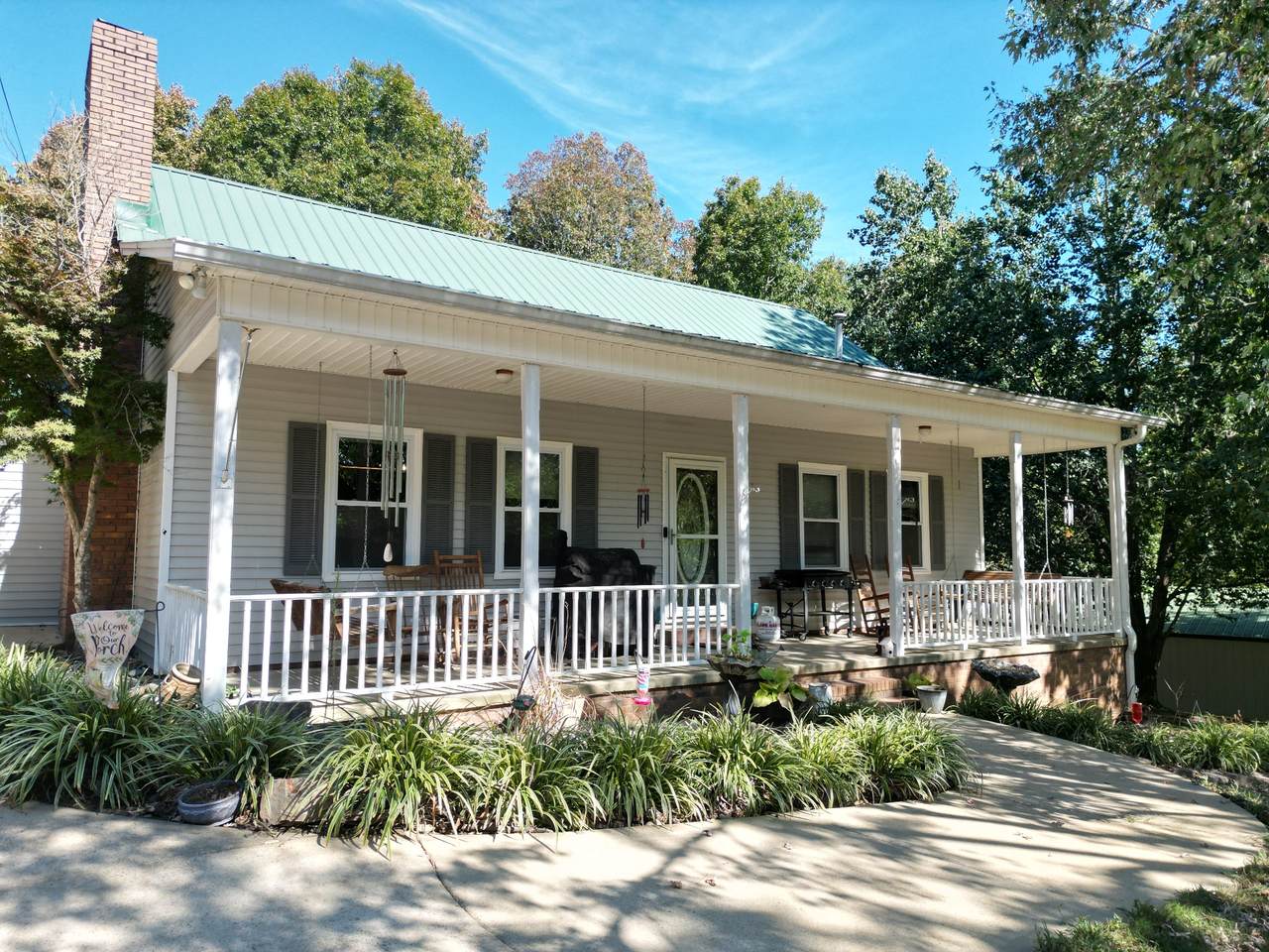 283 Denton Ln - Photo 1