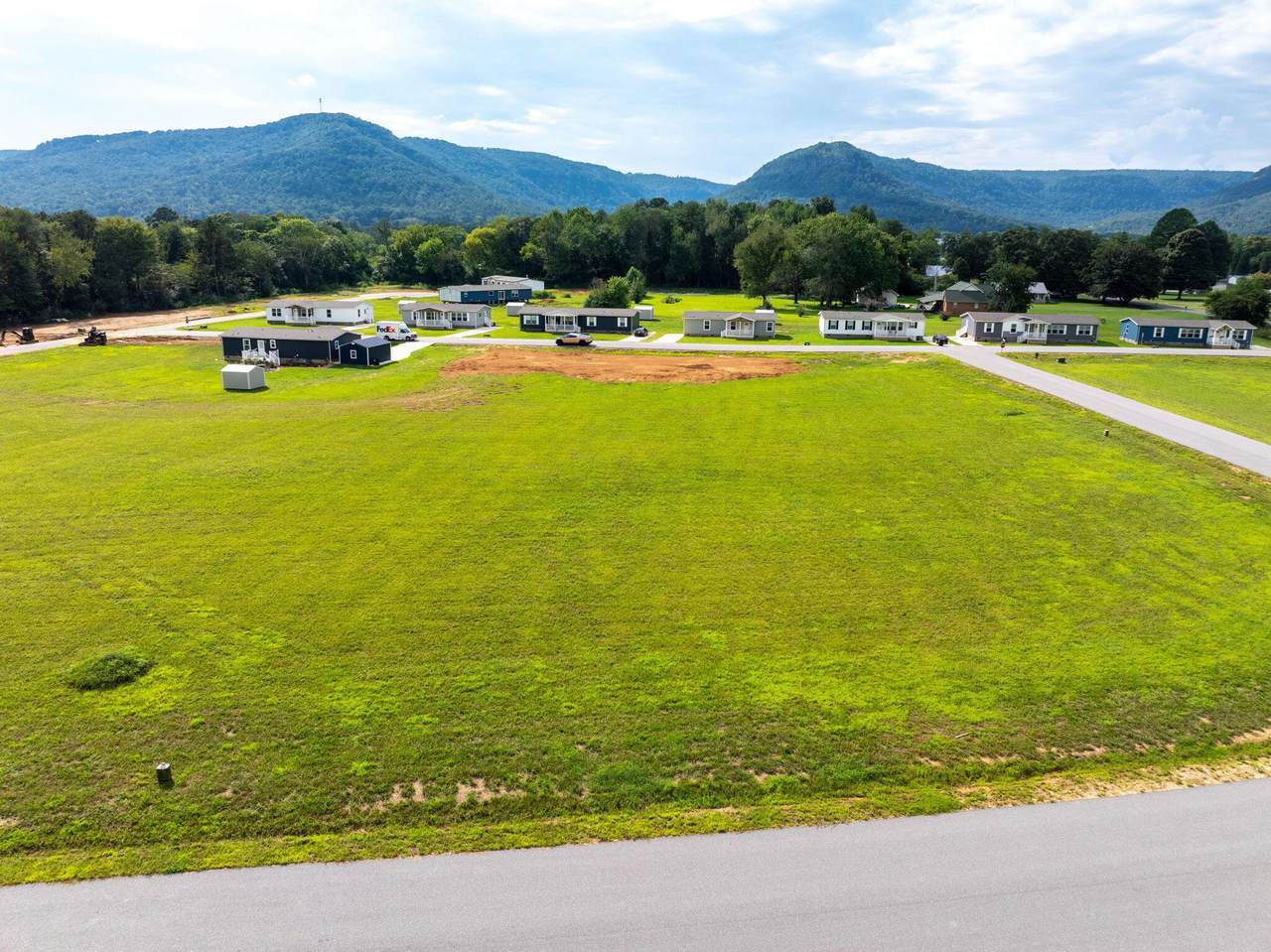 161 Scarlet Oak Drive - Photo 1