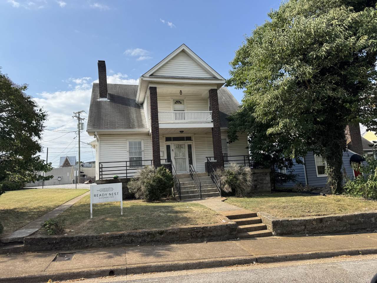 2107 Bernard Ave - Photo 1