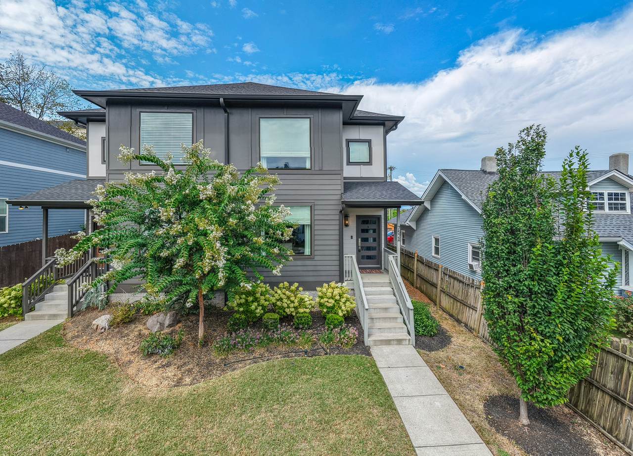 752A Lynwood Ave - Photo 1