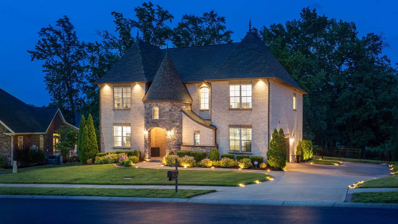 127 Copperstone Drive - Photo 1