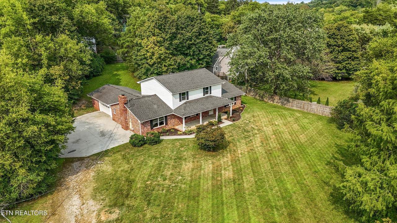 4633 Island Home Pike - Photo 1