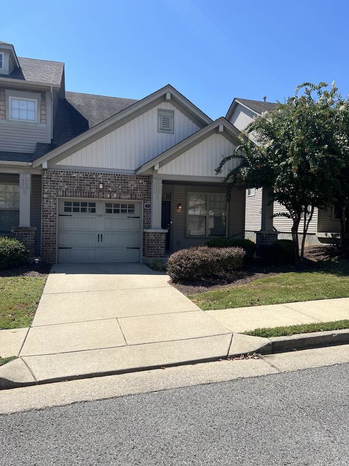 316 Griffin Pl - Photo 1