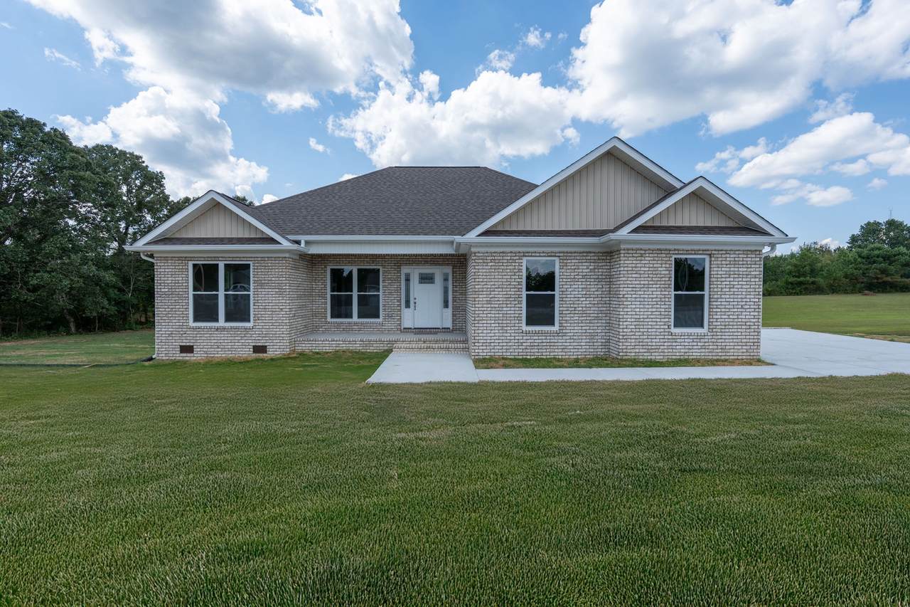 124 Blaine Ln - Photo 1