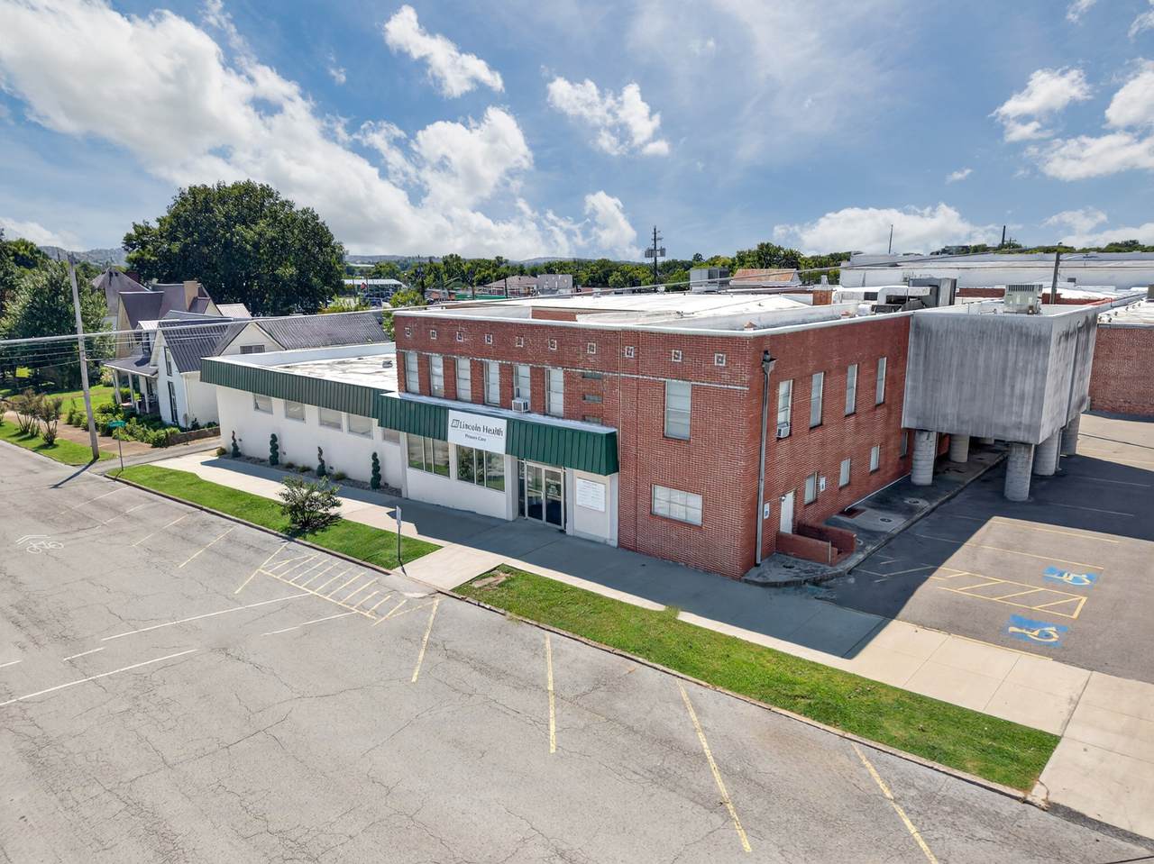 https://bt-photos.global.ssl.fastly.net/nashville/1280_boomver_1_RTC2991782-1.jpg