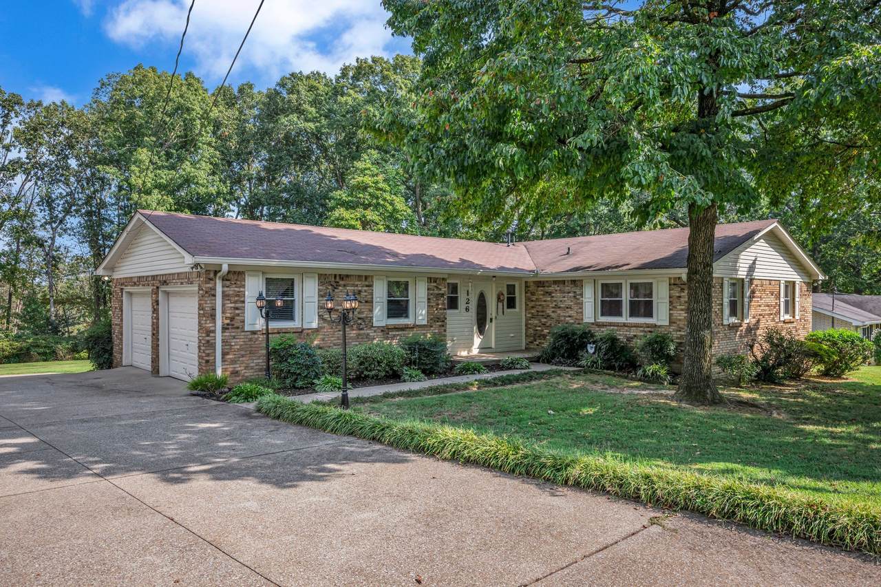 126 Robin Hood Rd - Photo 1