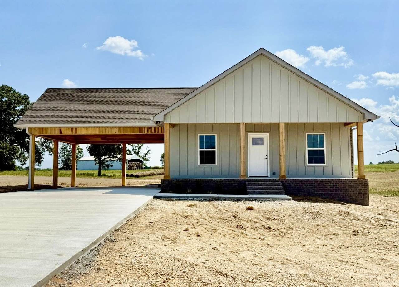 300 Sawyer Lane - Photo 1