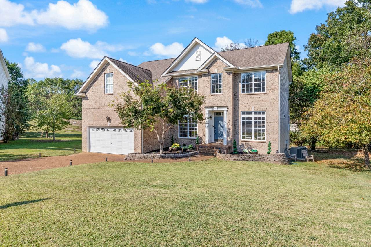 703 Greer Ct - Photo 1