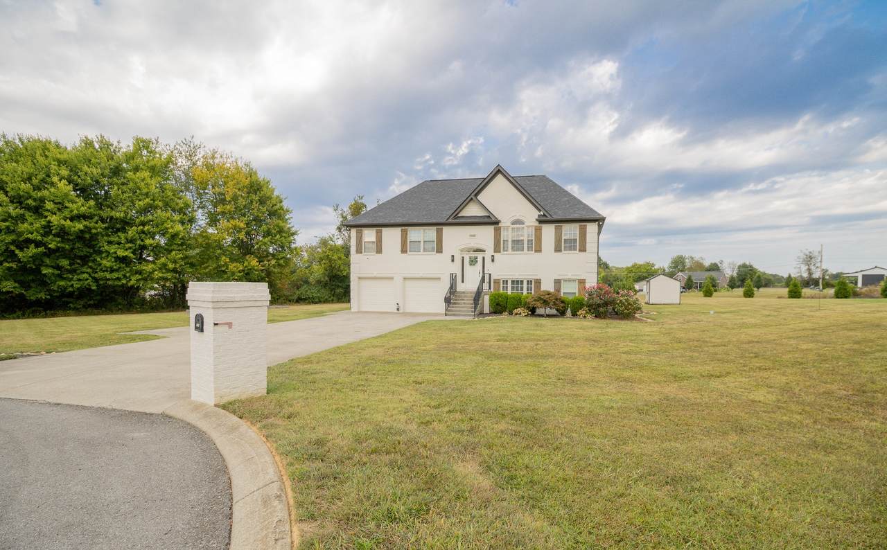 108 N Nikki Dr - Photo 1