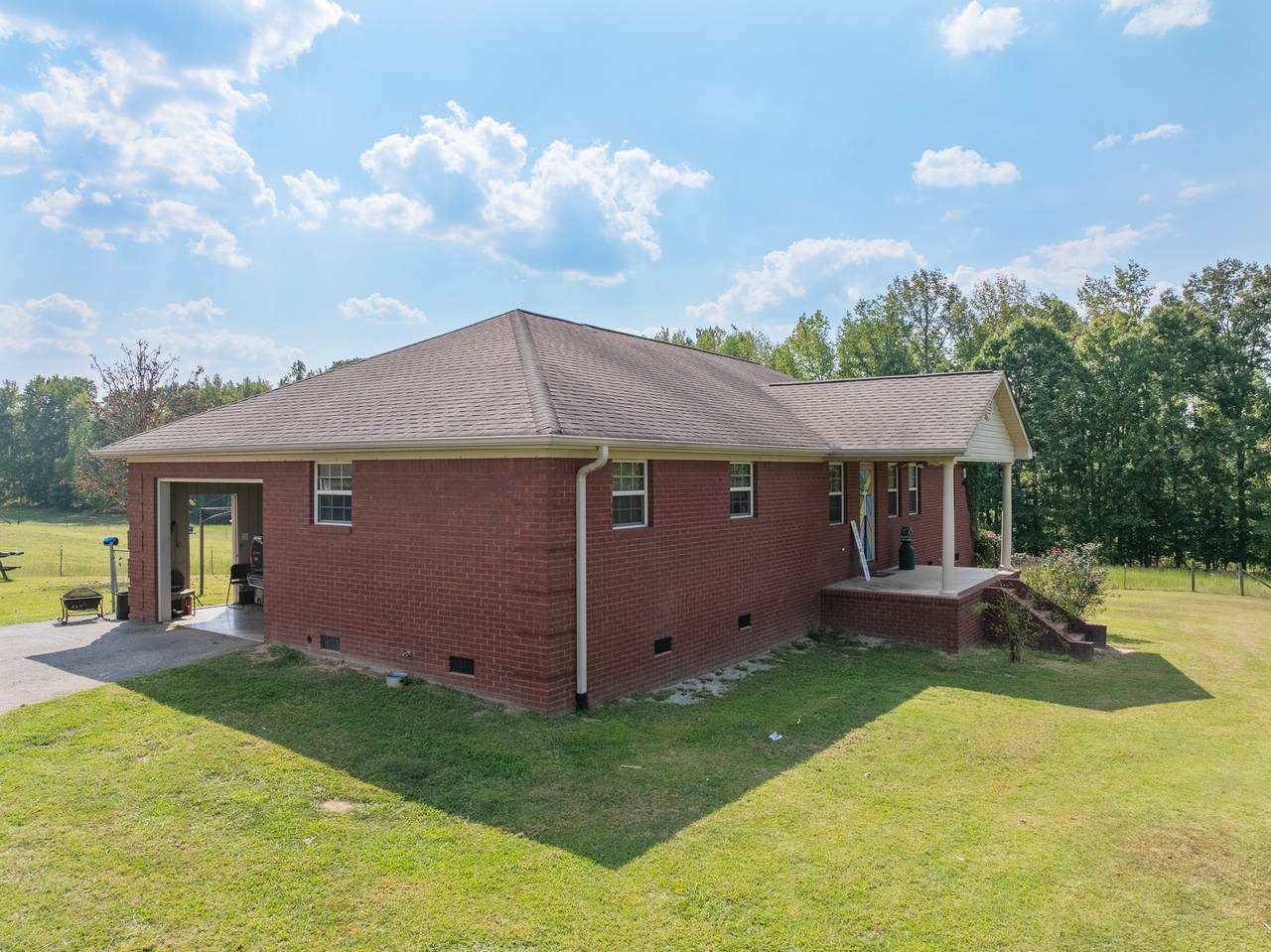 https://bt-photos.global.ssl.fastly.net/nashville/1280_boomver_1_RTC2998306-1.jpg