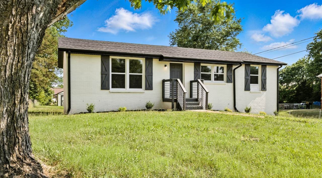 404 Lisle Dr - Photo 1