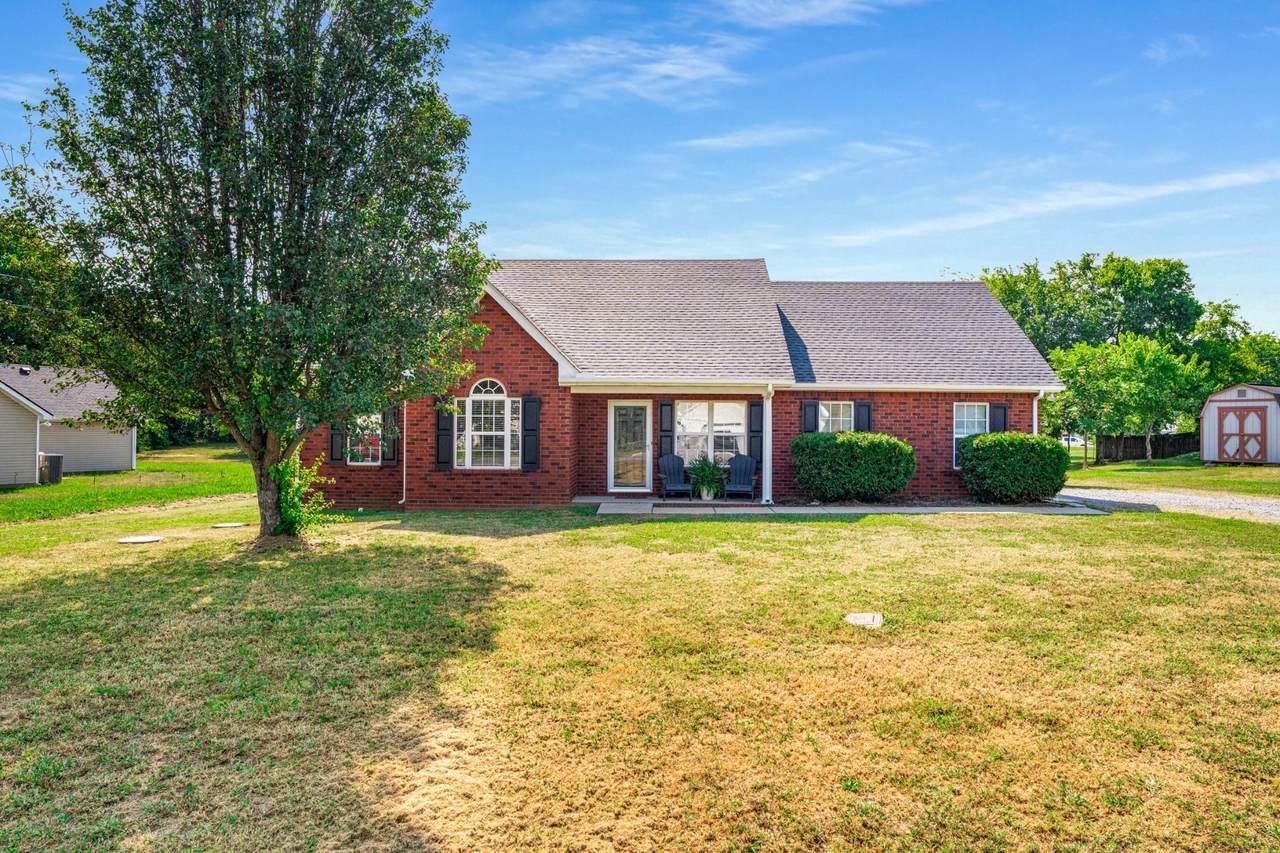 1615 Tellico Ave - Photo 1