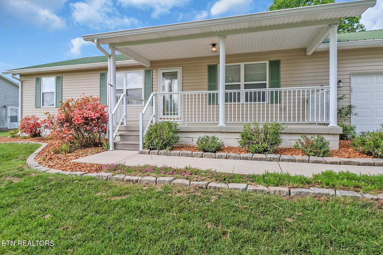 1228 Allardt Hwy - Photo 1