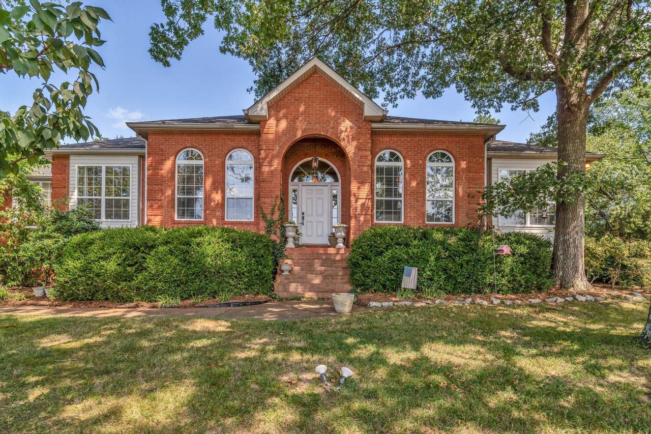 1002 W Stirling Ct - Photo 1