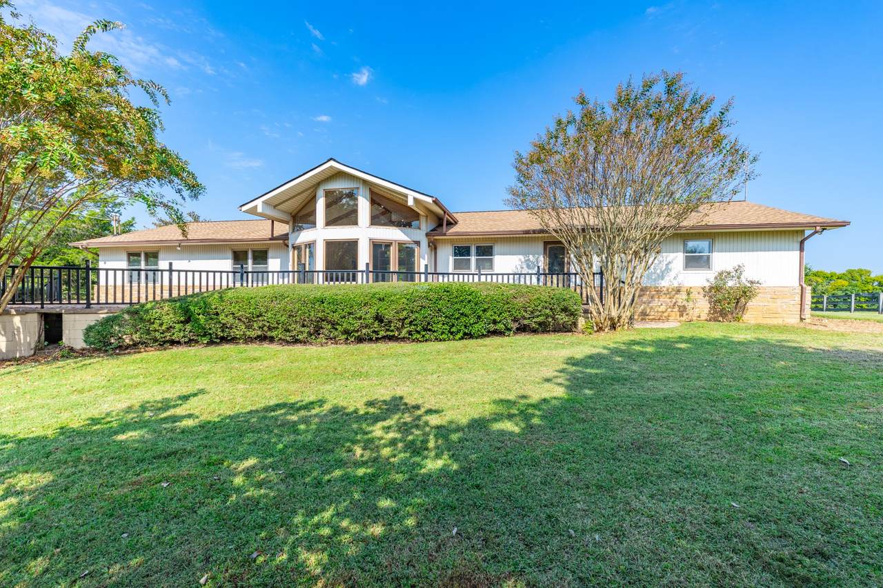 1340 Magazine Rd - Photo 1