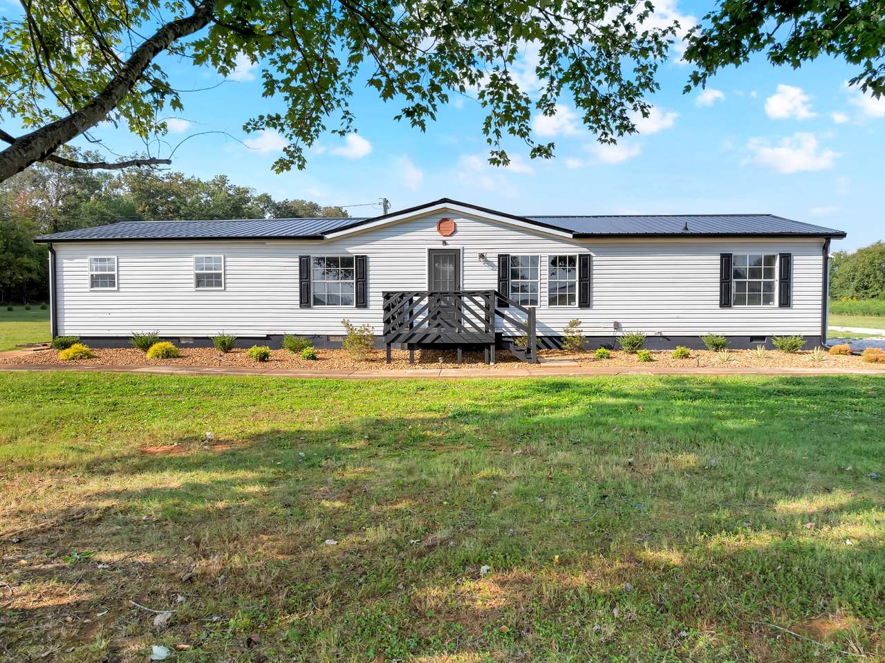 240 Cole Ln - Photo 1