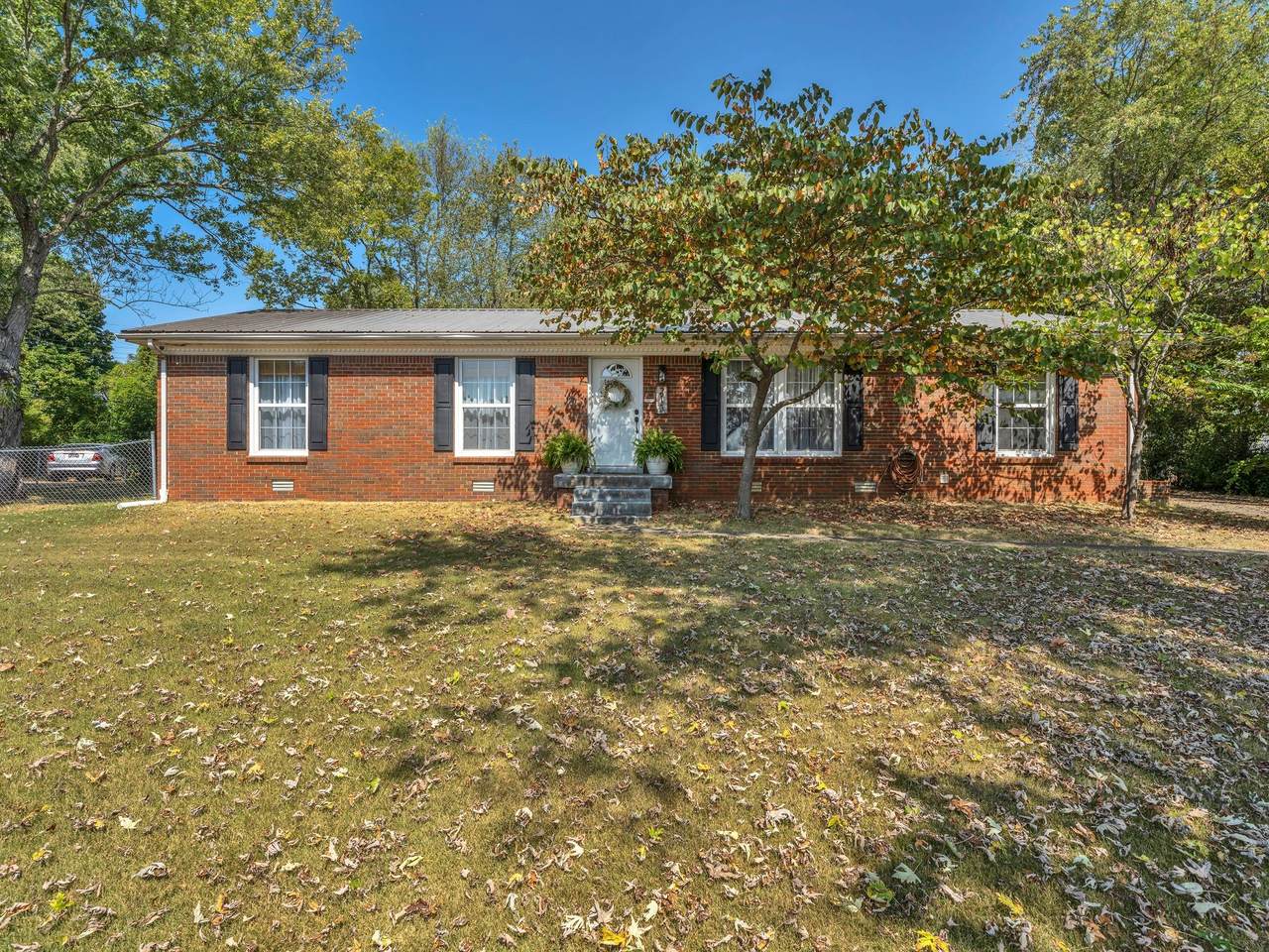 213 Orchard Rd - Photo 1