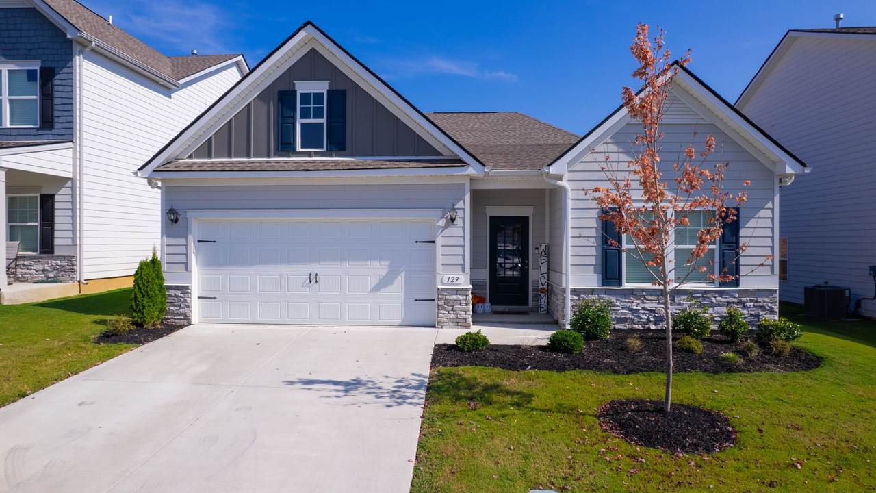 129 Gatwick Dr - Photo 1