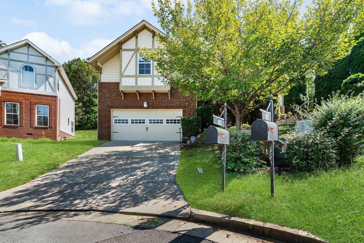 113 Lake Point Ct - Photo 1