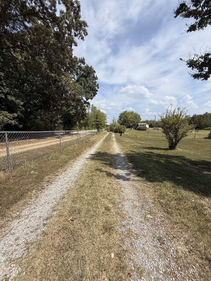 5391 Louise Rd - Photo 1