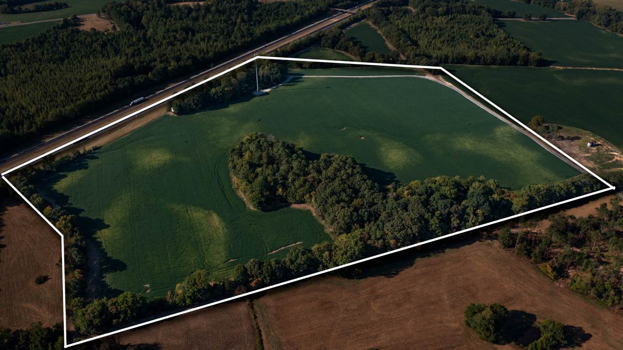 1 Gossett Rd - Photo 1