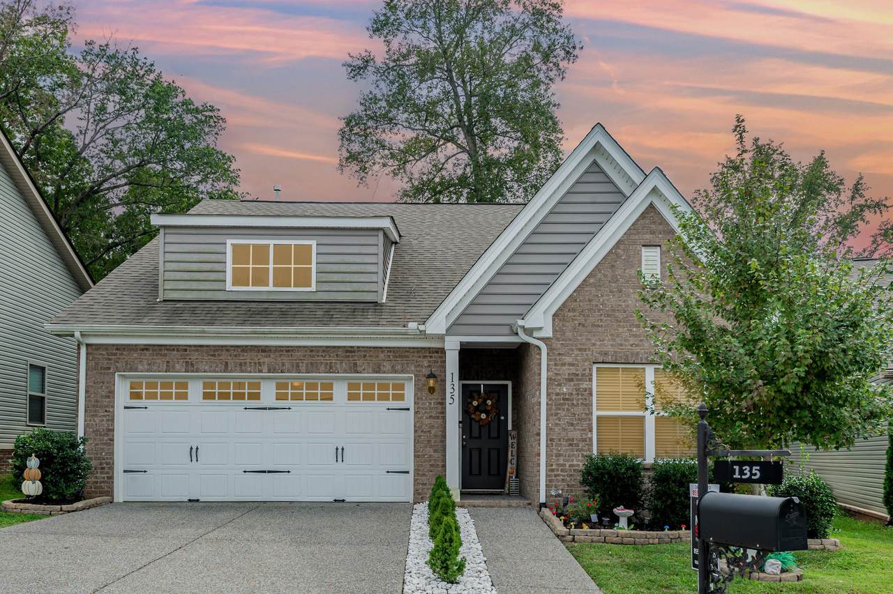 135 Auxley Ct - Photo 1