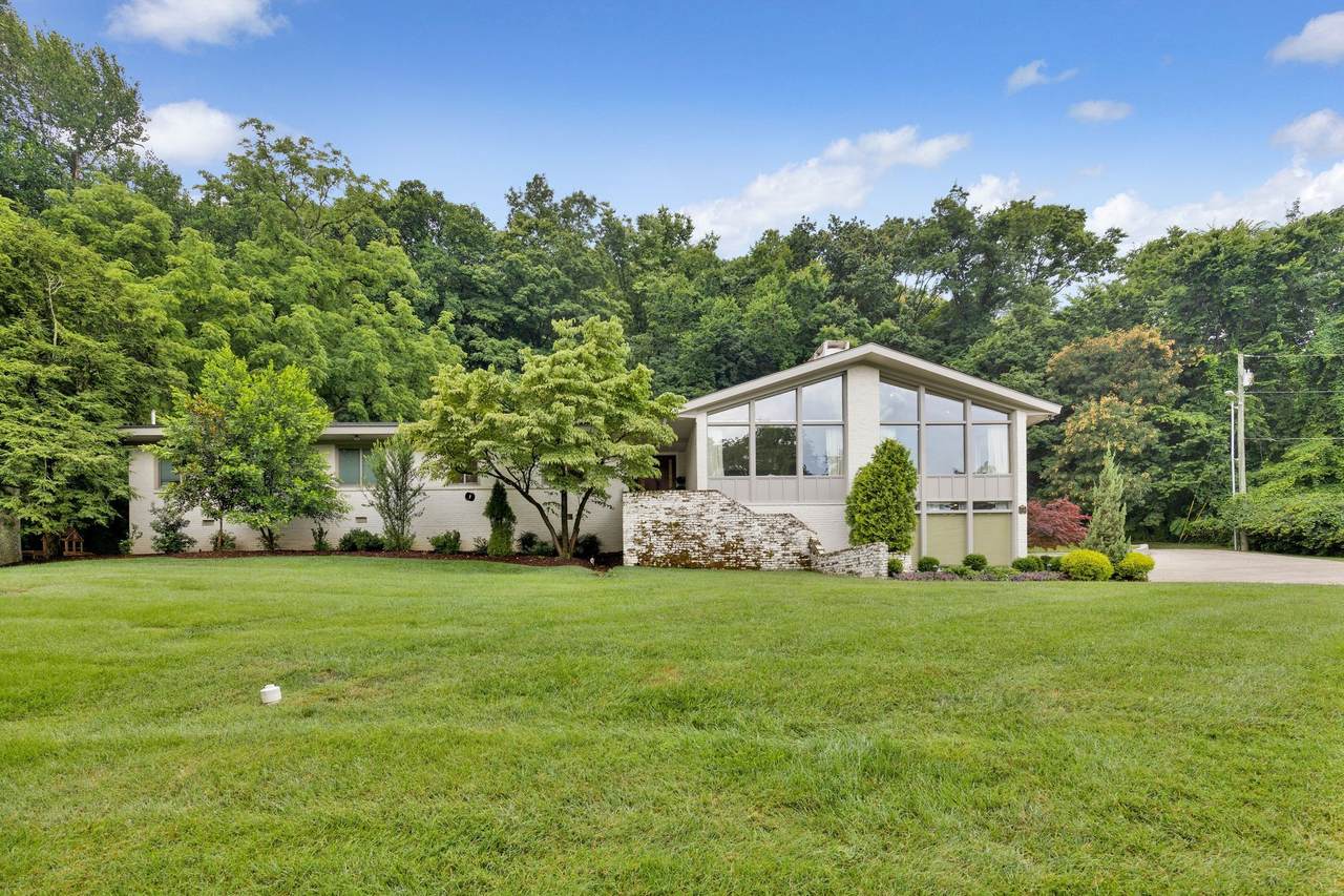 1005 Balmoral Dr - Photo 1