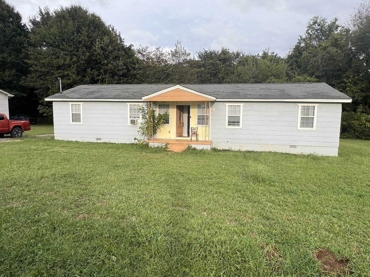 134 Liddon St - Photo 1