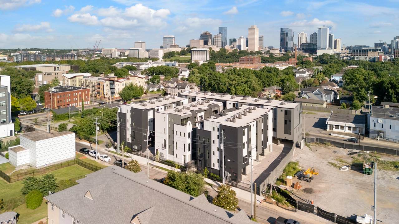 1020 Jefferson Street - Photo 1