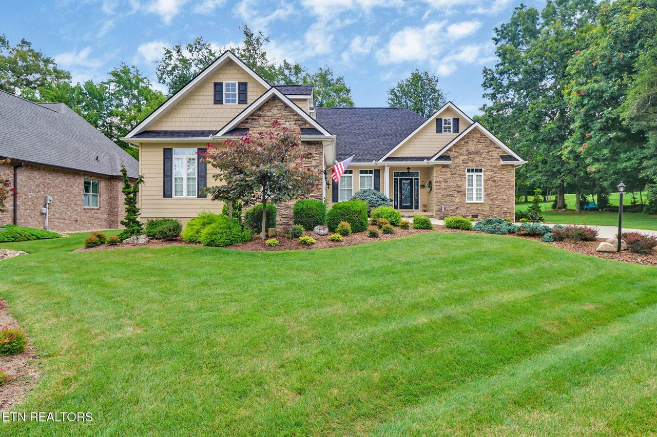 237 Forest Hill Drive - Photo 1