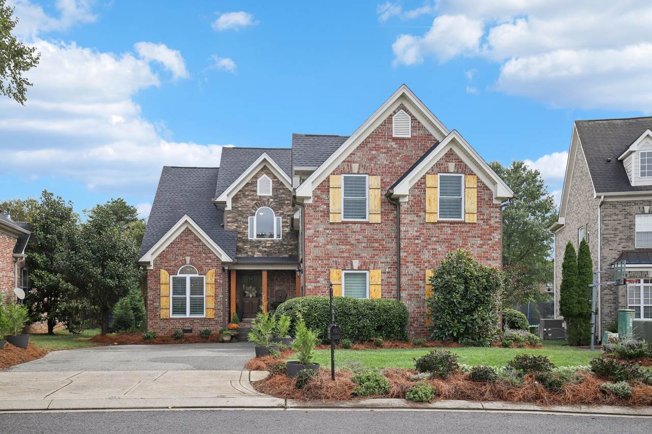 135 Ruland Cir - Photo 1