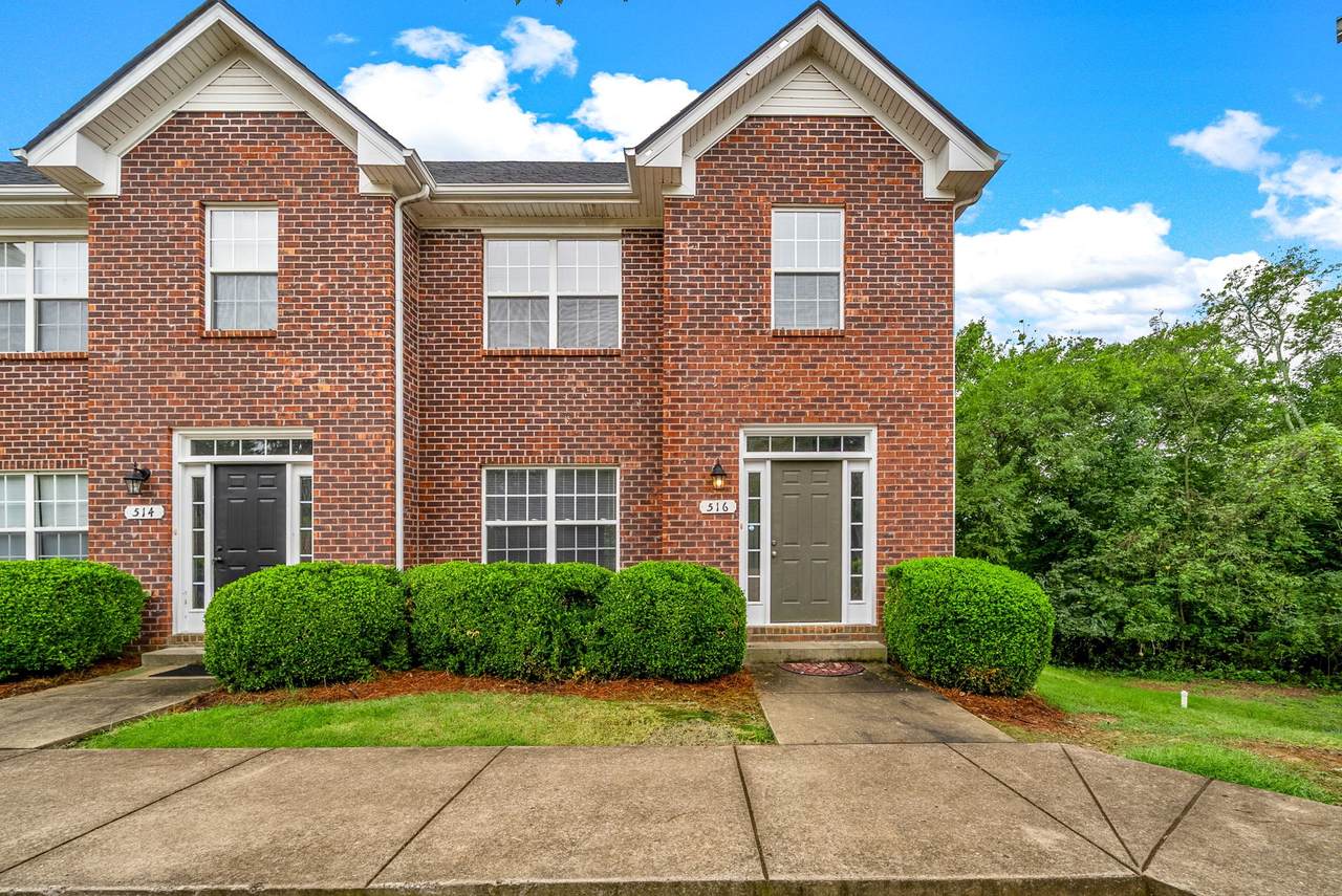 516 S 1st St - Photo 1