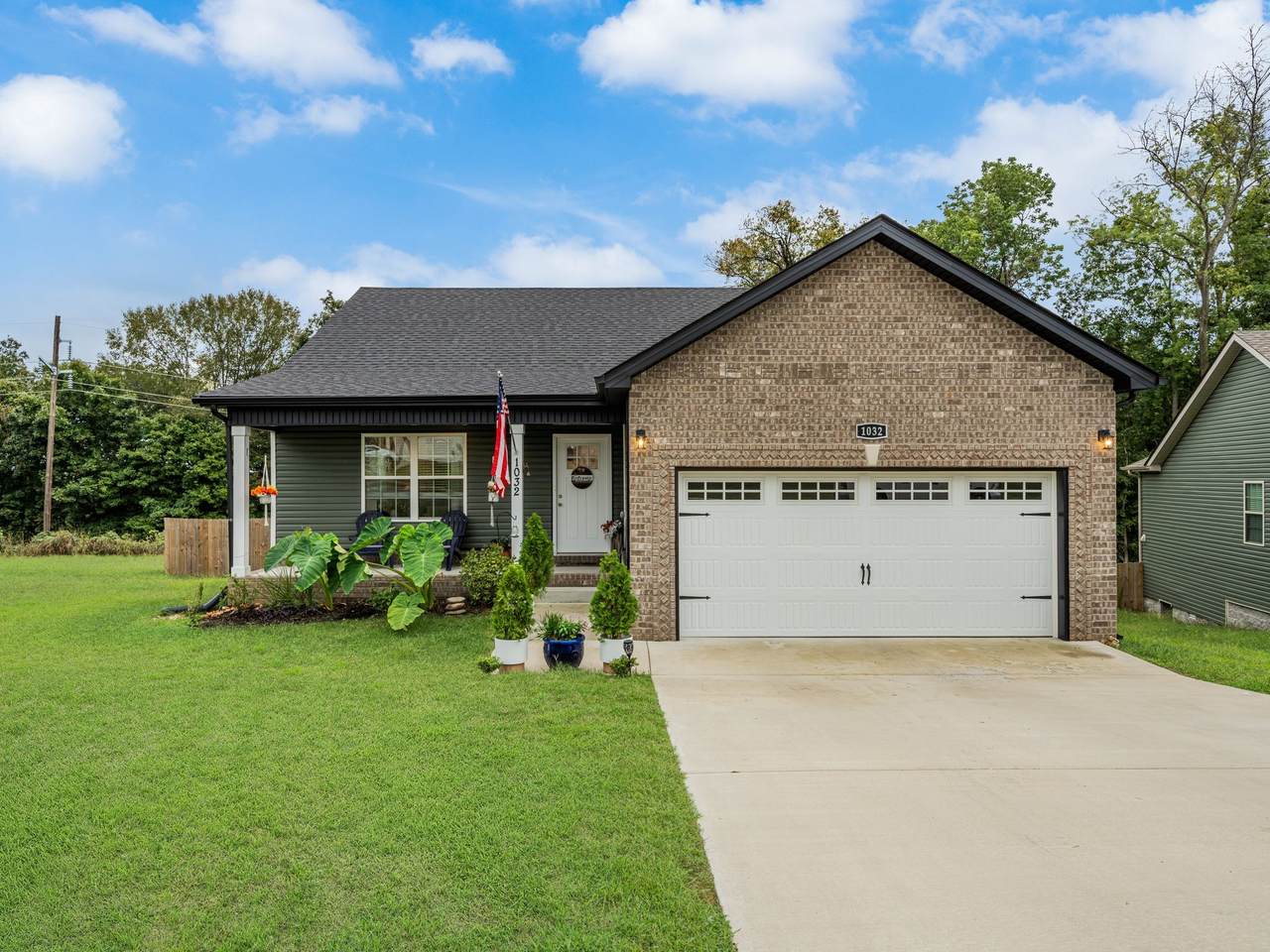 1032 Dublin Dr - Photo 1