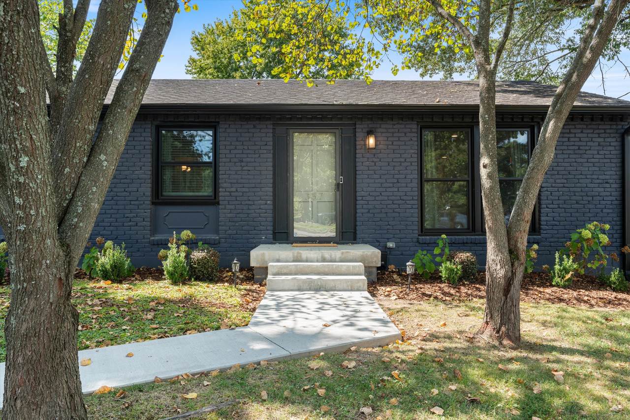 357 Wauford Dr - Photo 1