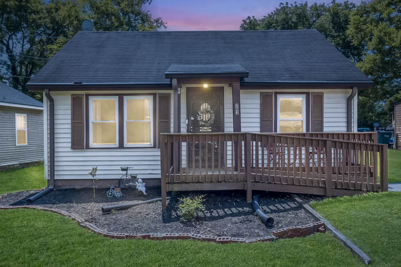 203 West Adams Avenue - Photo 1