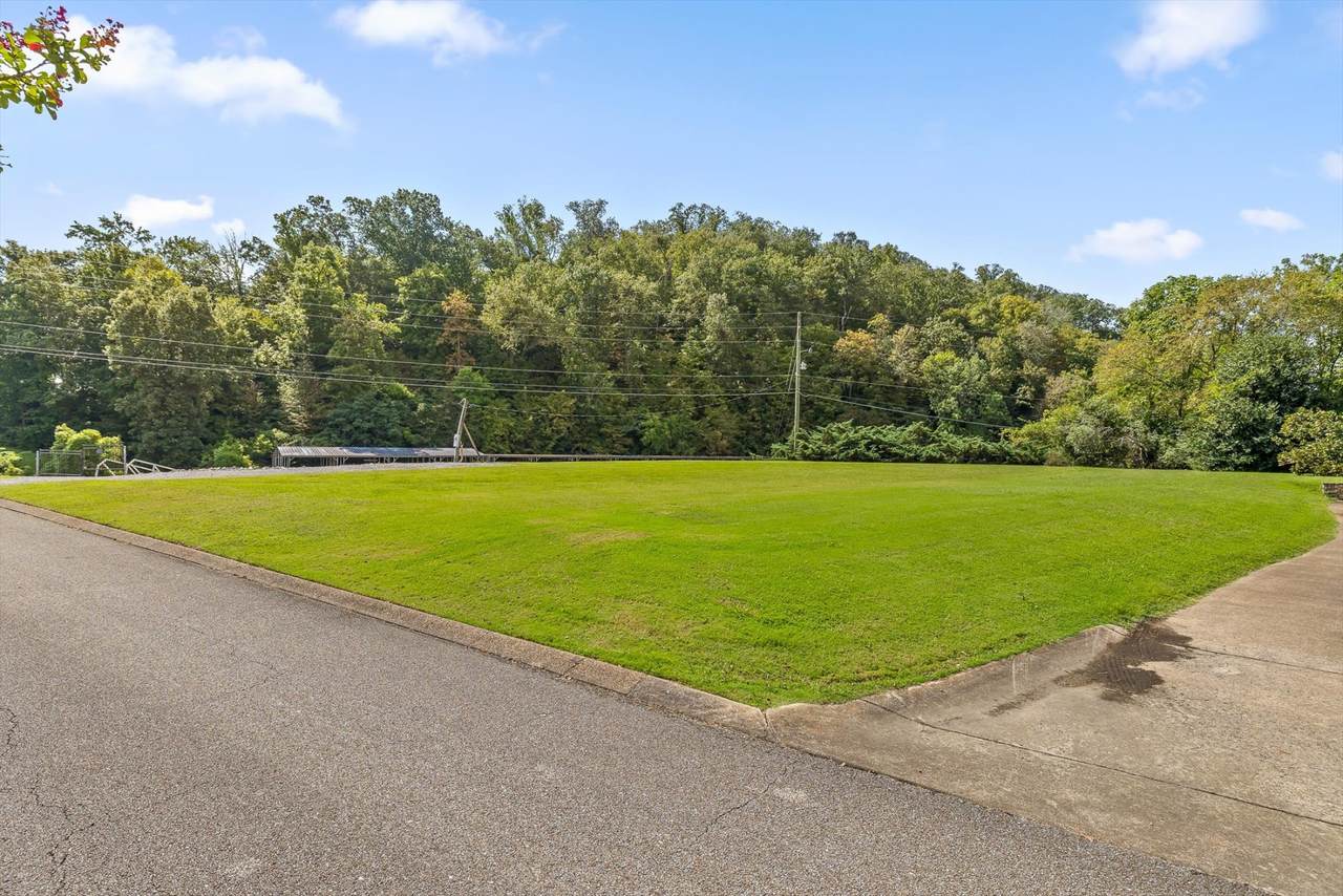 3237 Waterfront Dr - Photo 1