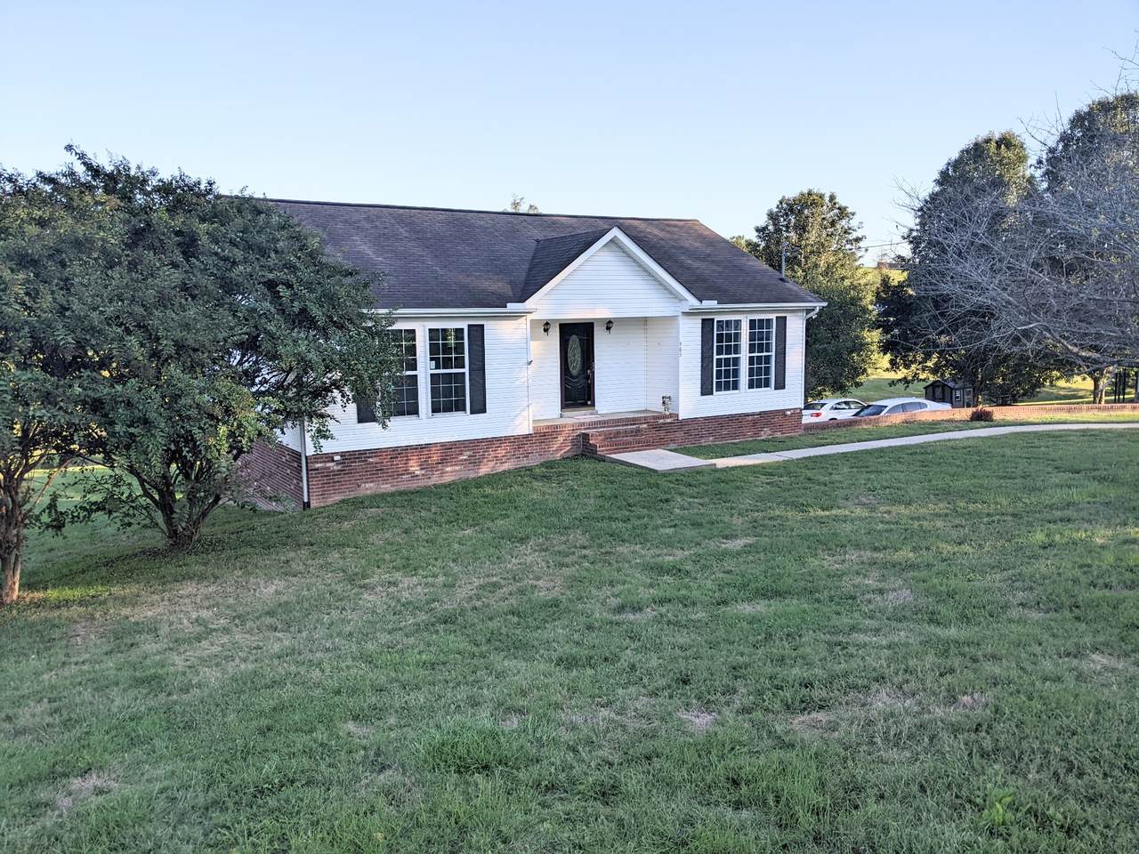 905 Franklin Rd - Photo 1