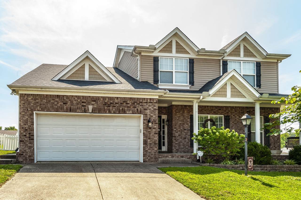 213 Vintage Cir - Photo 1