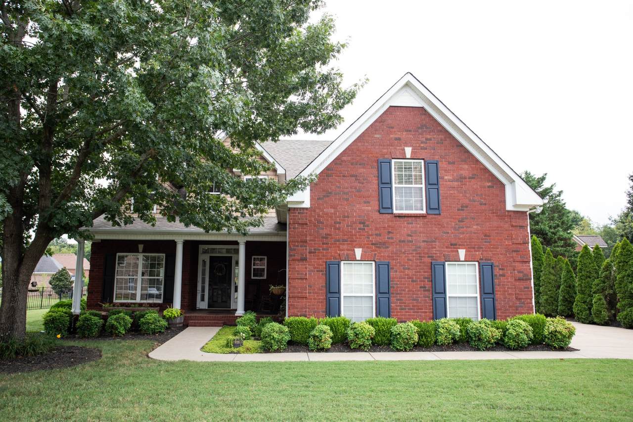 2108 Olmstead Ct - Photo 1