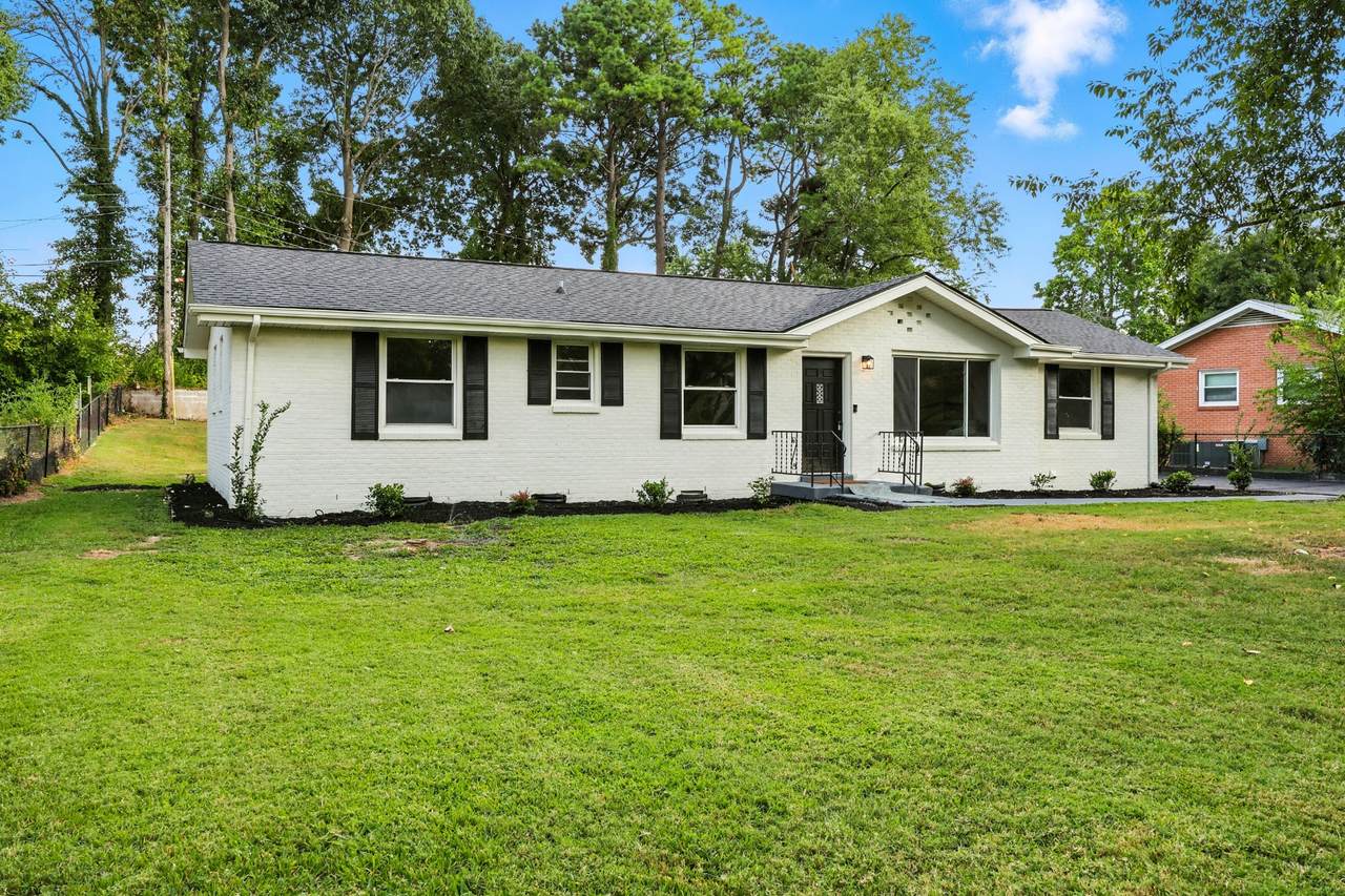 2511 Timberwood Dr - Photo 1