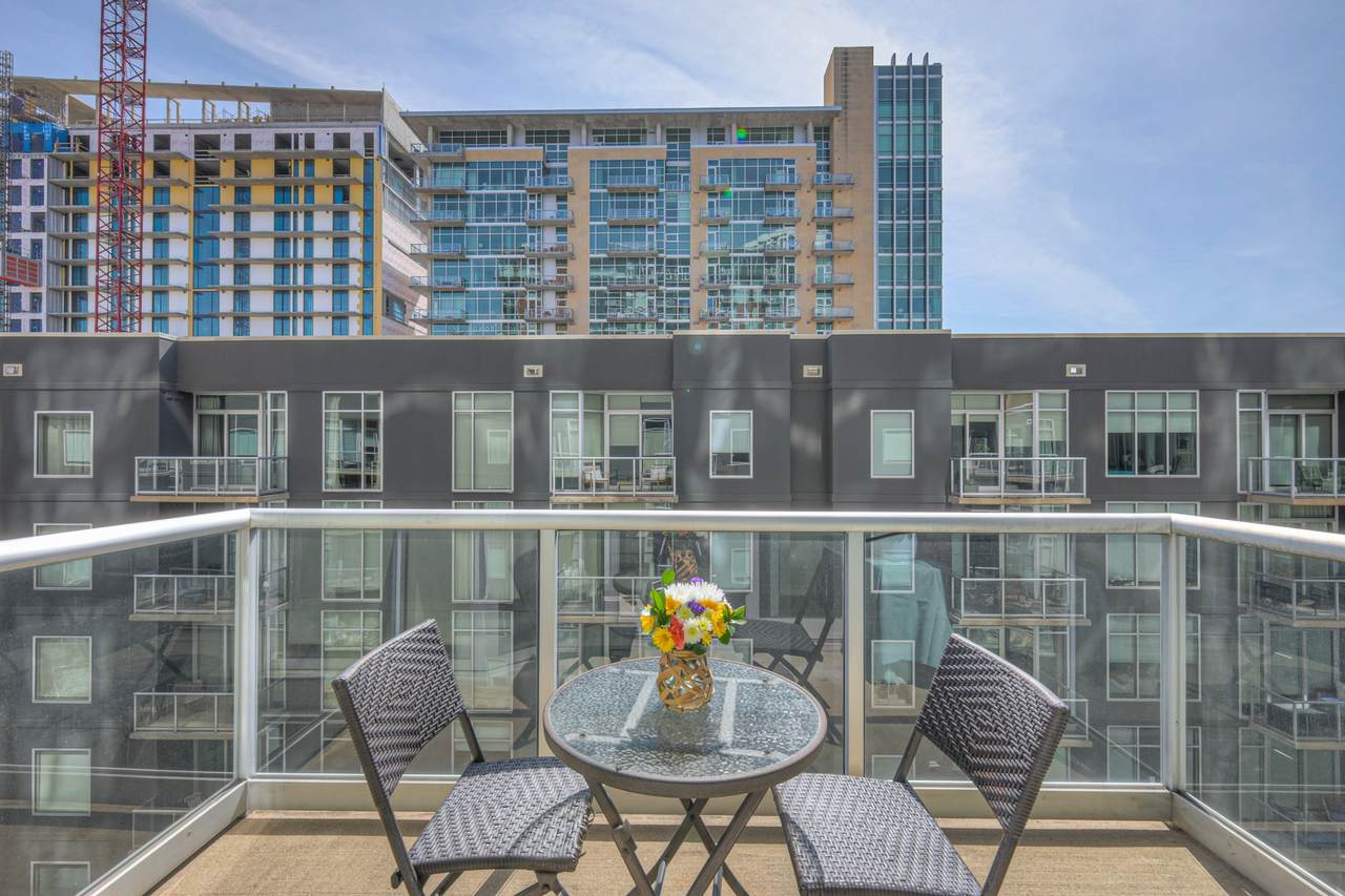 600 12th Ave - Photo 1