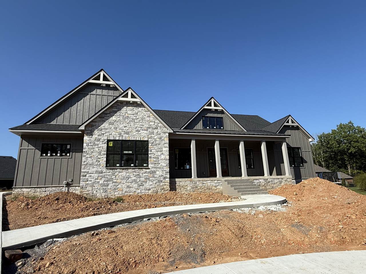 879 Shady Bluff Trl - Photo 1