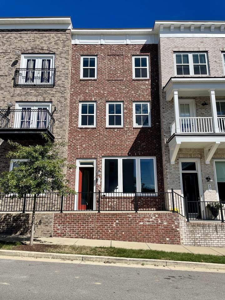 234 Muir Ave - Photo 1