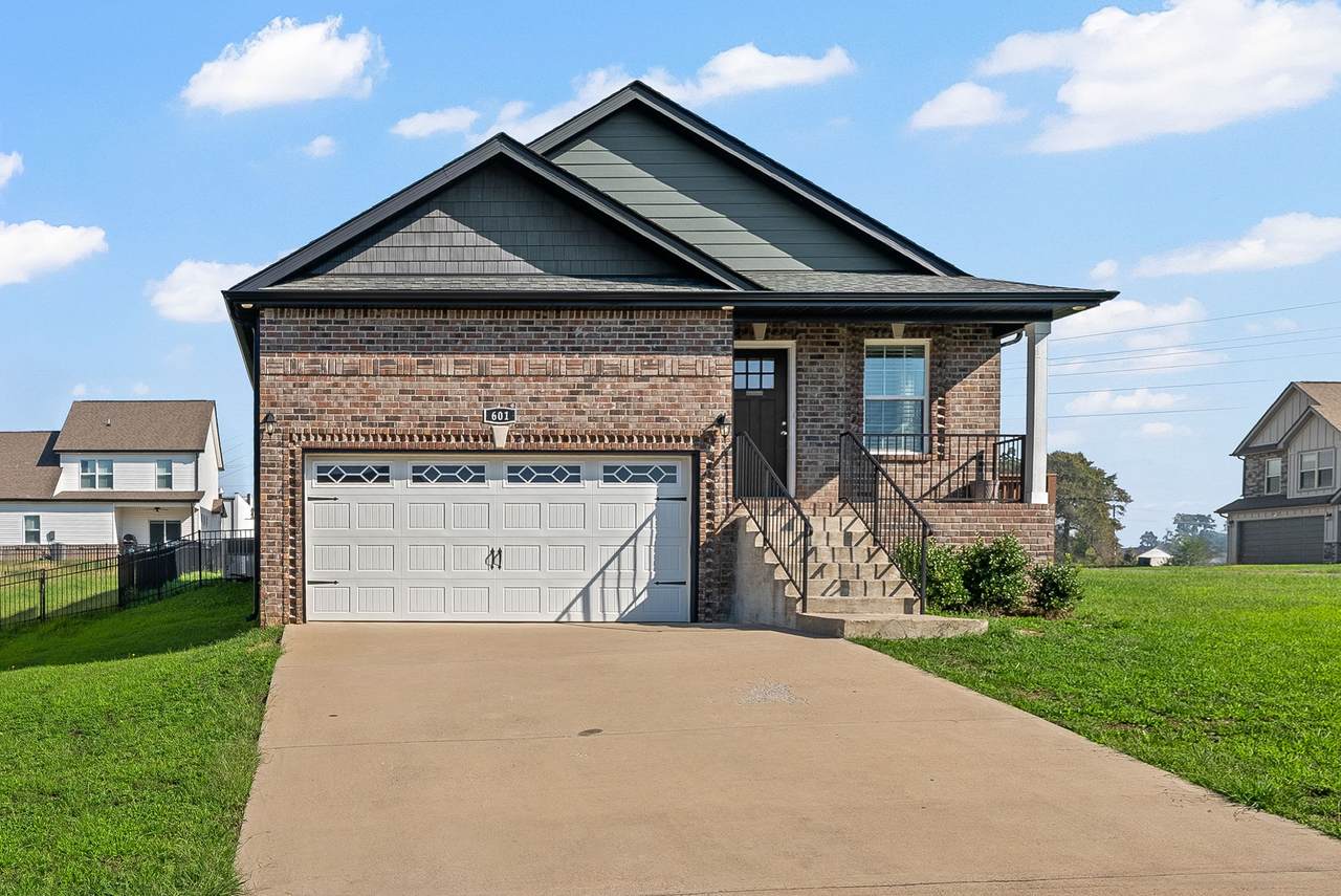 601 Battery Ct - Photo 1